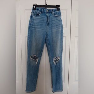American Eagle Ripped Mom Jeans